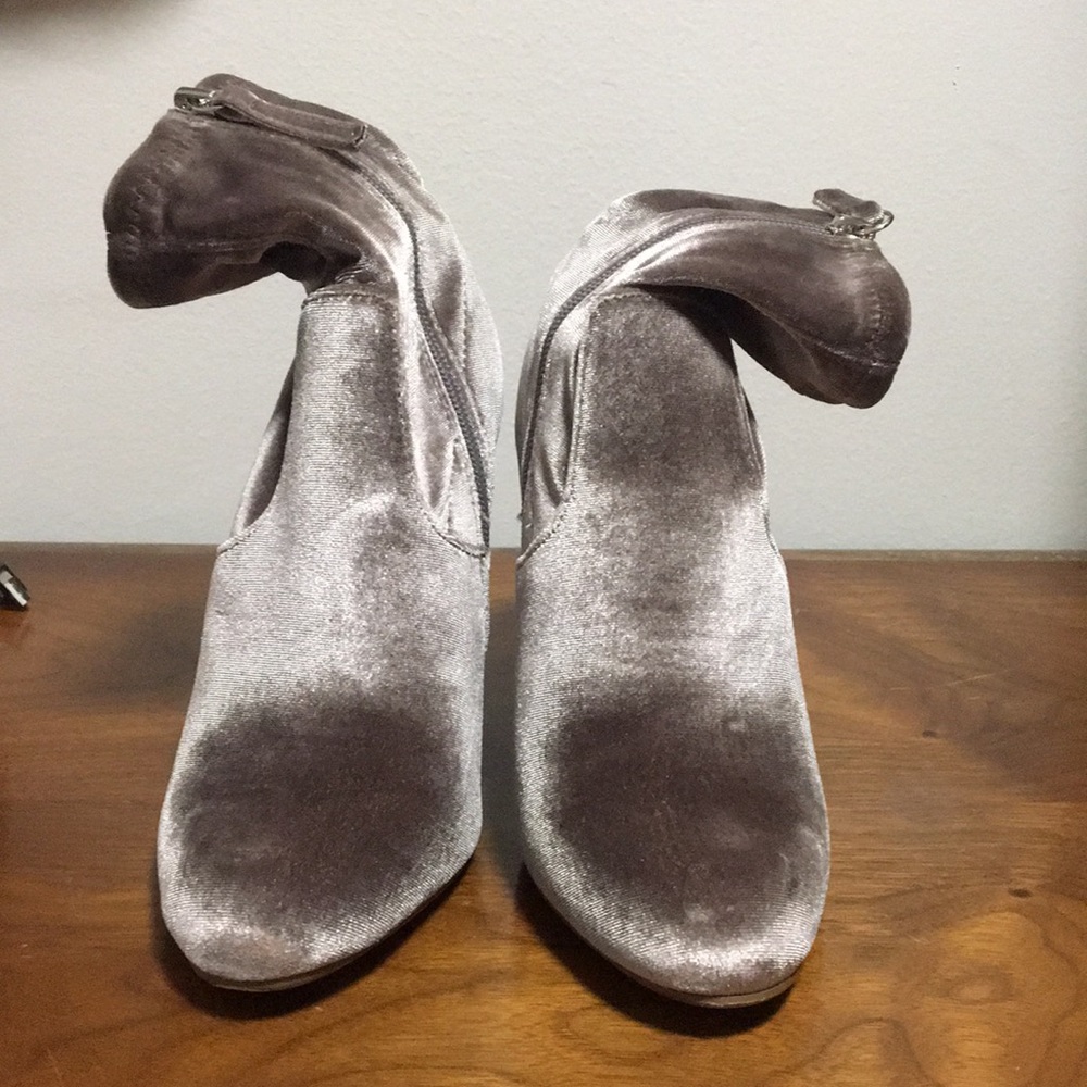 Steve Madden velvet ankle booties 7